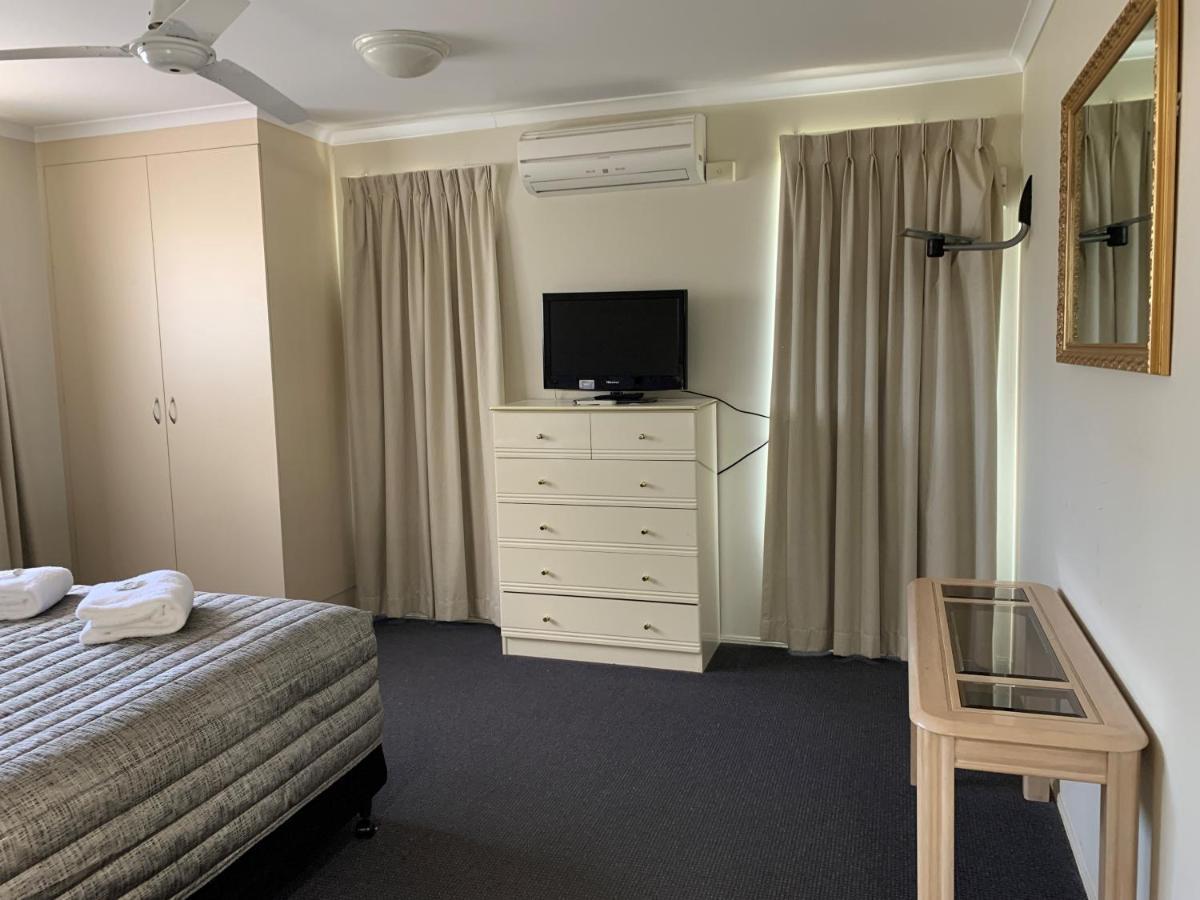 Biloela Palms Motor Inn Exterior foto