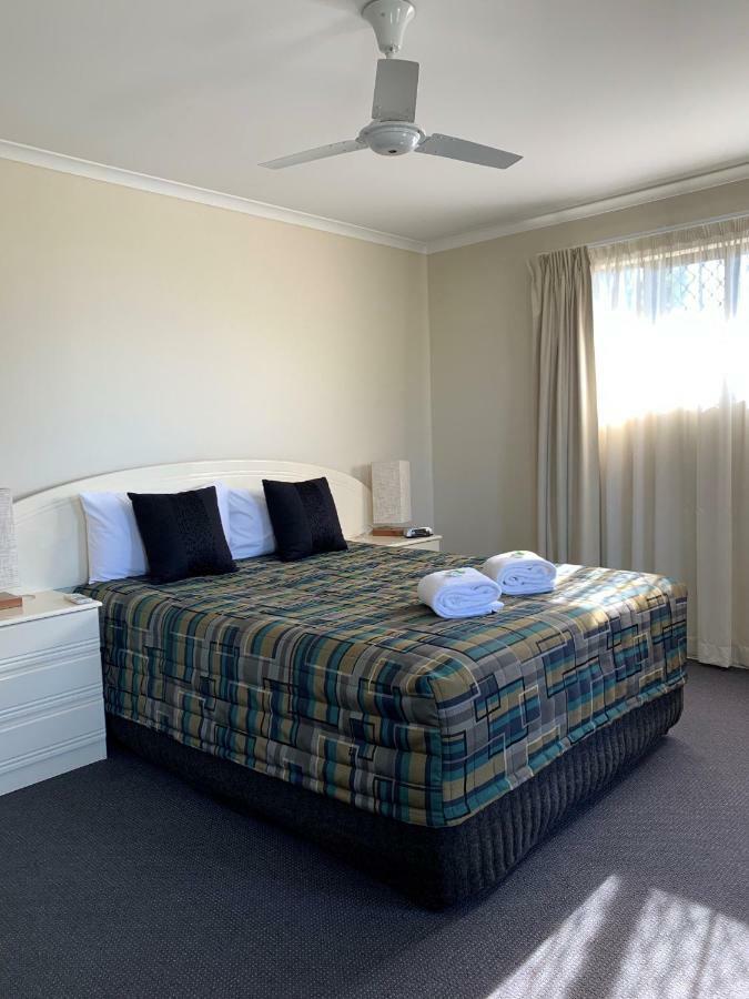 Biloela Palms Motor Inn Exterior foto